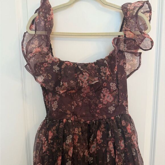 ALTAR'D STATE Valentina Ruffle Floral Maxi
Maroon Dress, Size Medium-F2 - Picture 4 of 8